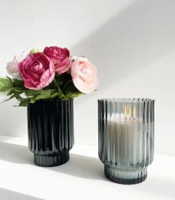 VOLTA Medium Geurkaars - FOREST MIST -Decoratie Verkoop 2627ba23643549f4ae14c553d248de11